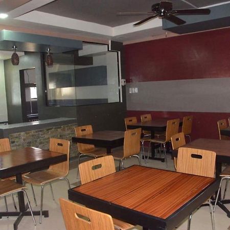 Jared Suites Upper Digos Экстерьер фото
