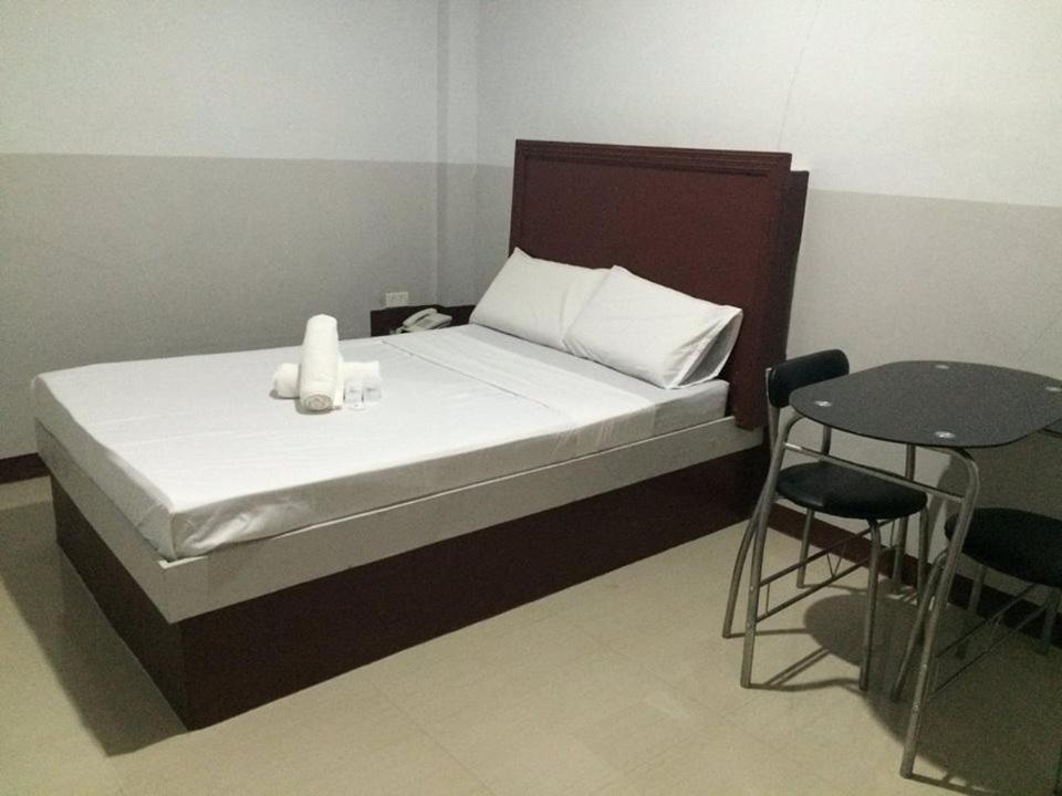 Jared Suites Upper Digos Экстерьер фото