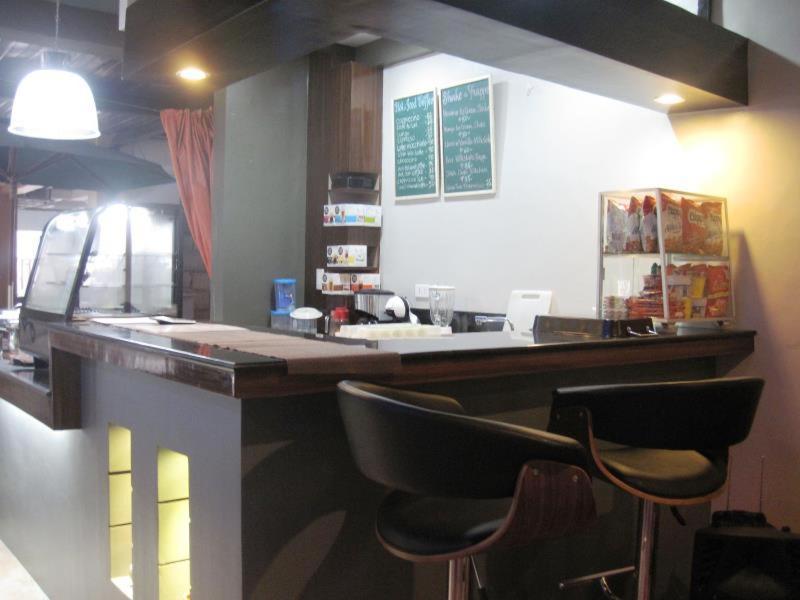 Jared Suites Upper Digos Экстерьер фото