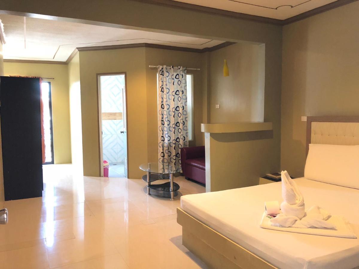 Jared Suites Upper Digos Экстерьер фото